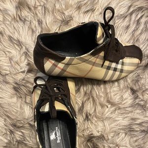 Burberry shoes
